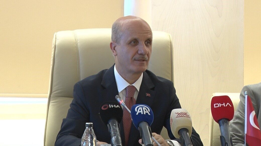 YÖK Başkanı Erol Özvar ile Ürdün Yükseköğretim Bakanı Azmi Mahafzah,