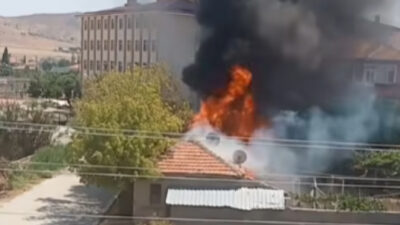 Yozgat’ın Yerköy ilçesine bağlı Karacaşar Mahallesi’nde bulunan bir evin bahçesinde