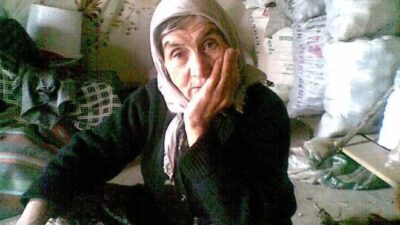 Halaçlı Köyü sakinlerinden Medine Özkan vefat etti.Merhumeye Allah’tan rahmet, kederli