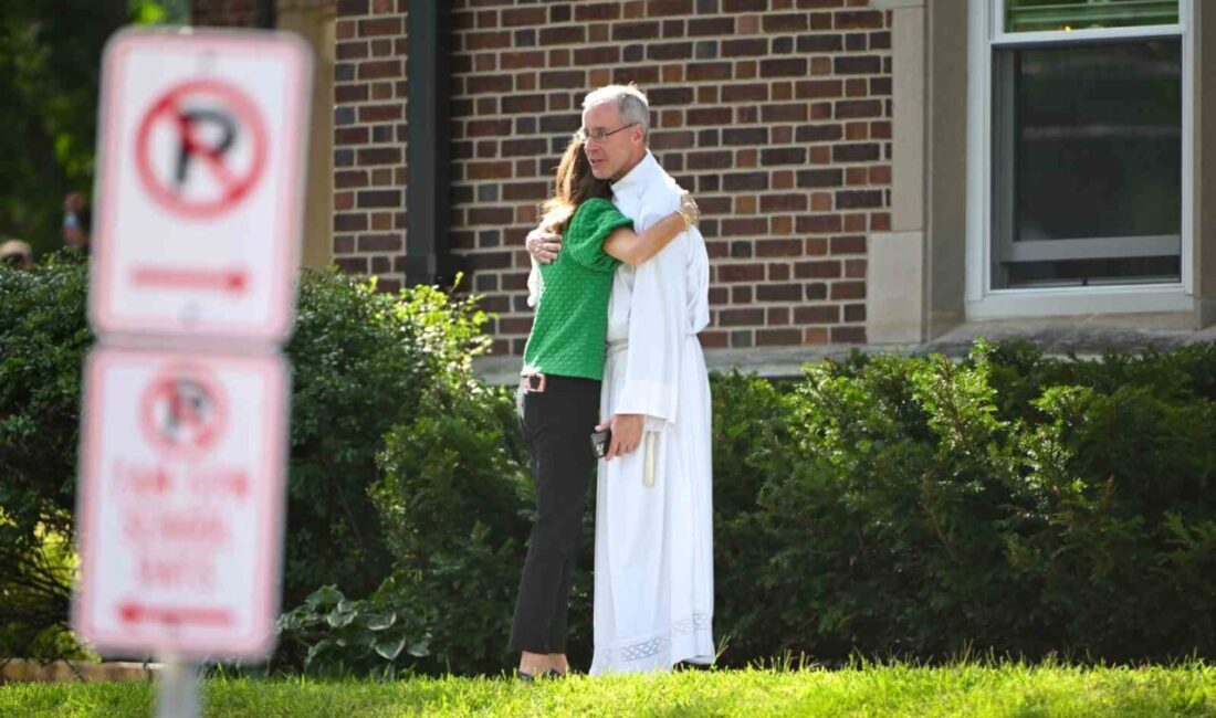 Minnesota eyaletindeki Annunciation Katolik Okulu'nda düzenlenen silahlı saldırıda 8 ve