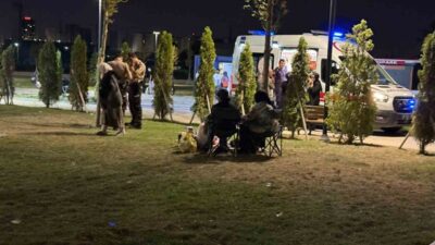 Sincan'da çıkan bıçaklı kavgada 2 kişi yaralandı. Olay, Sincan Park'ta