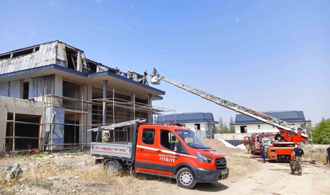 Ankara'da Bahçelievler Mahallesi'nde inşaatta çıkan yangın, itfaiye ekiplerince kontrol altına