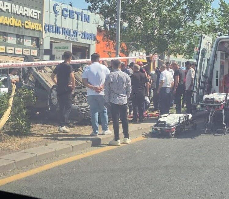 Ankara'nın Yenimahalle ilçesinde meydana gelen trafik kazasında, sürücüsünün kontrolünü kaybettiği