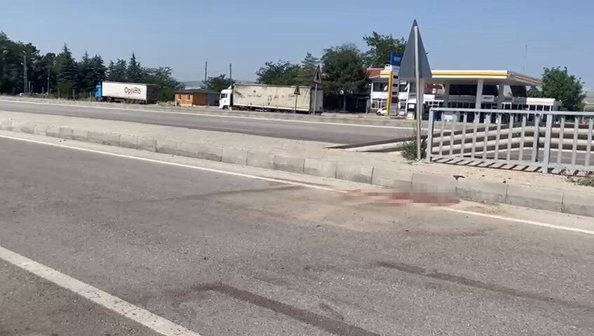 Kahramankazan ilçesinde meydana gelen motosiklet kazasında E.K. (20) hayatını kaybetti.