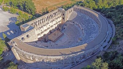 Antalya, 3 Ağustos'ta tarihin en yüksek günlük yabancı ziyaretçi rekorunu