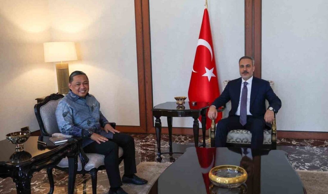 Hakan Fidan, Endonezya Dışişleri Bakan Yardımcısı Anis Matta ile Ankara’da