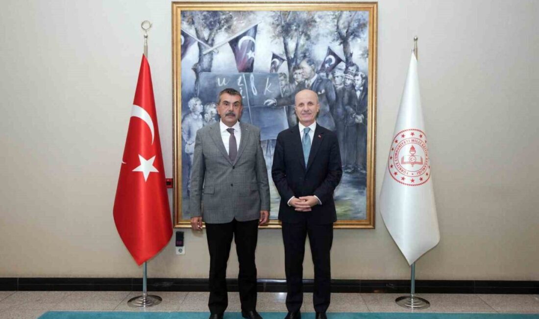 Milli Eğitim Bakanı Yusuf Tekin, YÖK Başkanı Erol Özvar’ı ziyaret