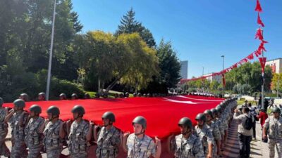Ankara'da 30 Ağustos Zafer Bayramı'nın 103. yıl dönümü coşkuyla kutlandı.