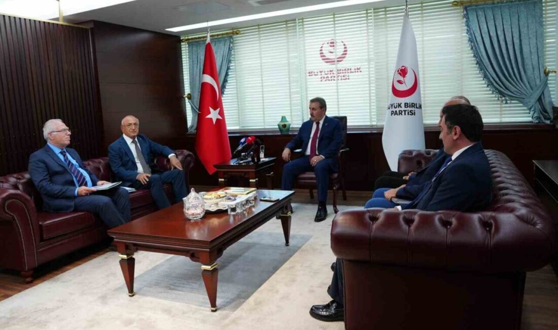 BBP Genel Başkanı Mustafa Destici, Cem Vakfı'nın Türkiye'nin bir parçası