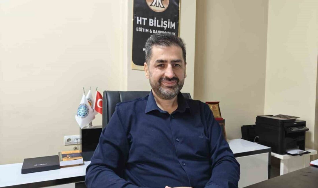 Bilişim Uzmanı Hakan Topuzoğlu, bot hesaplarla manipülasyonun arttığını belirterek, bazı