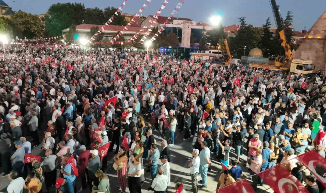 CHP Genel Başkanı Özgür Özel, Kırşehir'de partisinin düzenlediği mitingde yaptığı