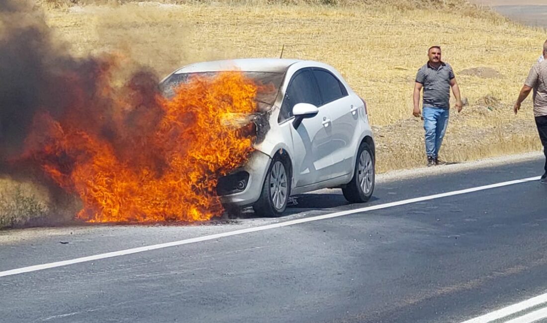 Yerköy’den Çiçekdağı istikametine gitmekte olan seyir halindeki 42 ARR 932