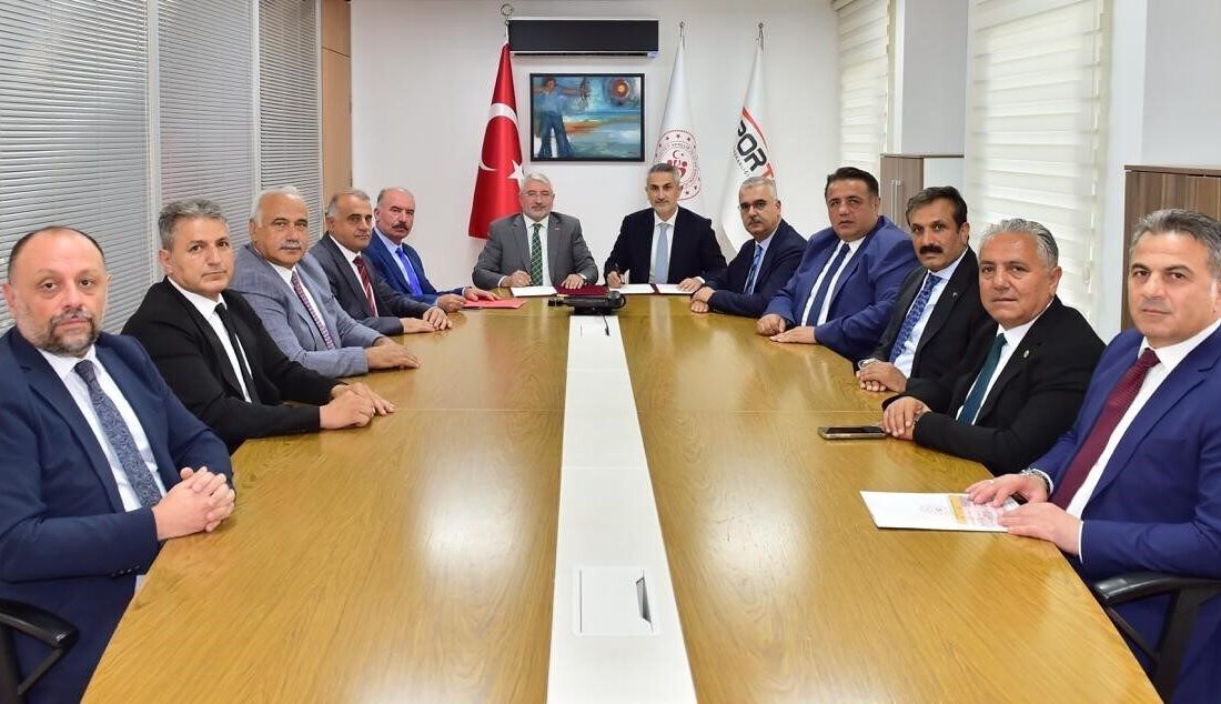 Çorum Belediye Başkanı Dr. Halil İbrahim Aşgın, Gençlik ve Spor