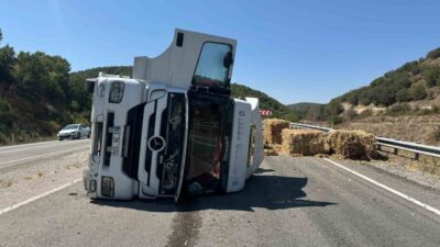 Çorum'un Alaca ilçesindeki kaza sonucu yaralanan tır sürücüsü, Elicek mevkisinde