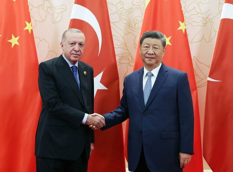 Recep Tayyip Erdoğan, Çin ziyareti kapsamında devlet başkanlarıyla görüşmeler yapıyor.