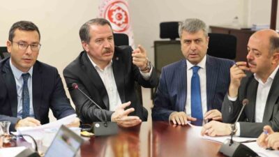 Eğitim-Bir-Sen, 8. Dönem Toplu Sözleşme masasına 1,5 milyon çalışanı temsilen