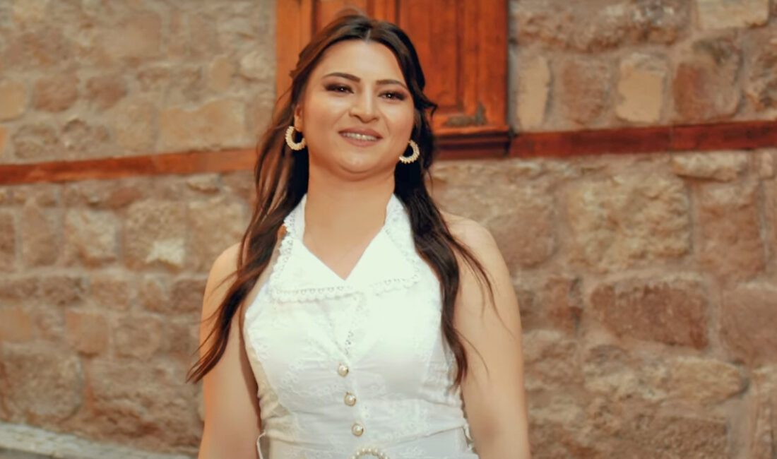 Türk halk müziğinin güçlü sesi Yozgatlı sanatçı Elmas İler, “Ala