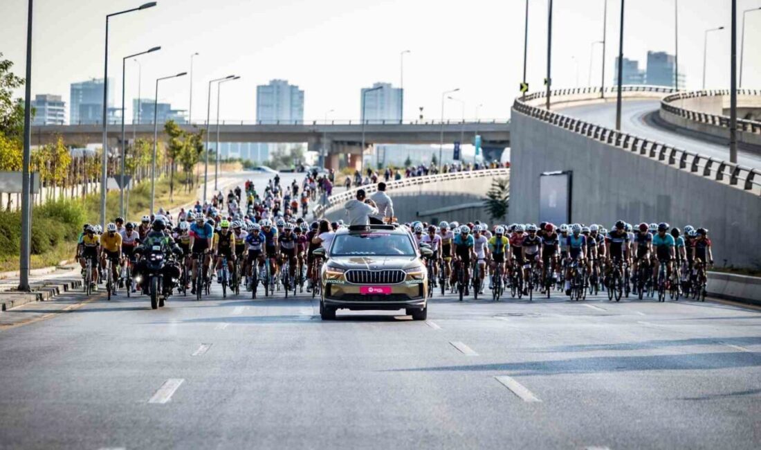 Ankara'da Gran Fondo Başkent yol bisikleti yarışı yoğun katılımla gerçekleşti.