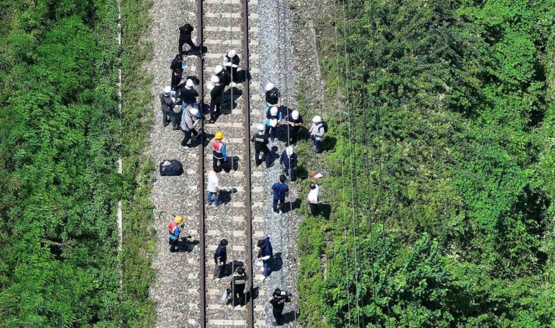 Güney Kore'de tren kazasında 2 işçi öldü, 5 işçi yaralandı.