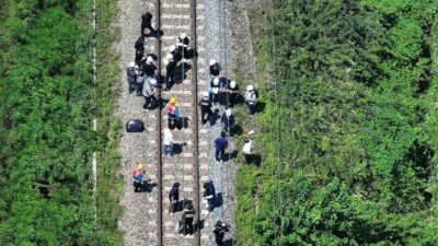 Güney Kore'de tren kazasında 2 işçi öldü, 5 işçi yaralandı.