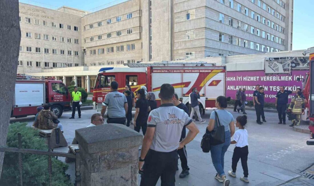 Ankara Hacettepe Üniversitesi Hastanesi’nde çıkan yangın sonrası hastalar tahliye edildi.
