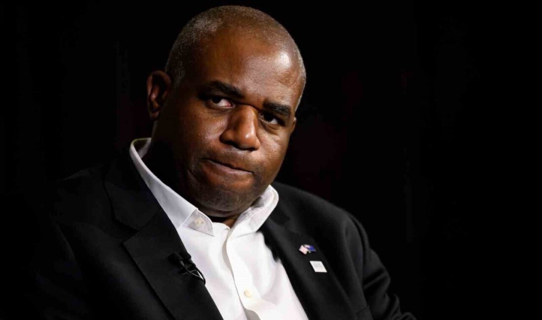 İngiltere Dışişleri Bakanı David Lammy, İsrail'in Gazze'deki Nasser Hastanesi'ne yönelik