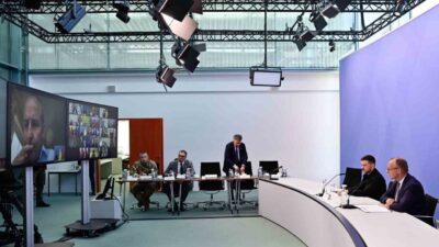 İngiltere, Fransa ve Almanya liderleri, Putin'in Ukrayna'da ateşkesi kabul etmemesi