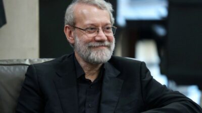 İran Ulusal Güvenlik Yüksek Konseyi Başkanı Laricani, Irak'ta gerçekleştirdiği ziyaret
