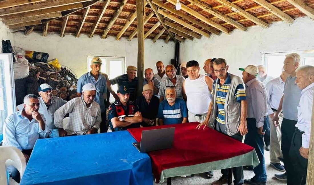 Kırşehir İl Jandarma Komutanlığı, 'Mutluluğa Kurşun Sıkma' projesiyle köylerde silahla