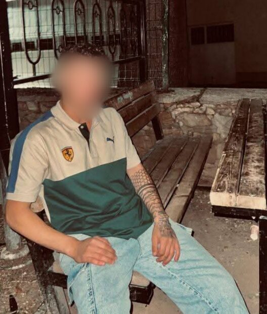 Kırşehir'de husumetli olduğu 18 yaşındaki F.D.'yi bıçaklayarak öldüren E.Ç. polis