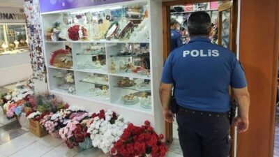 Kırşehir'de piroteknik madde satışına yönelik ekipler tarafından yapılan denetimlerde, izinsiz