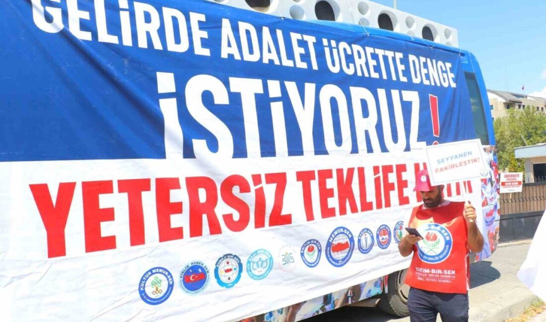 Memur-Sen Genel Başkanı Ali Yalçın, memurların enflasyon mağduru olduğunu belirterek