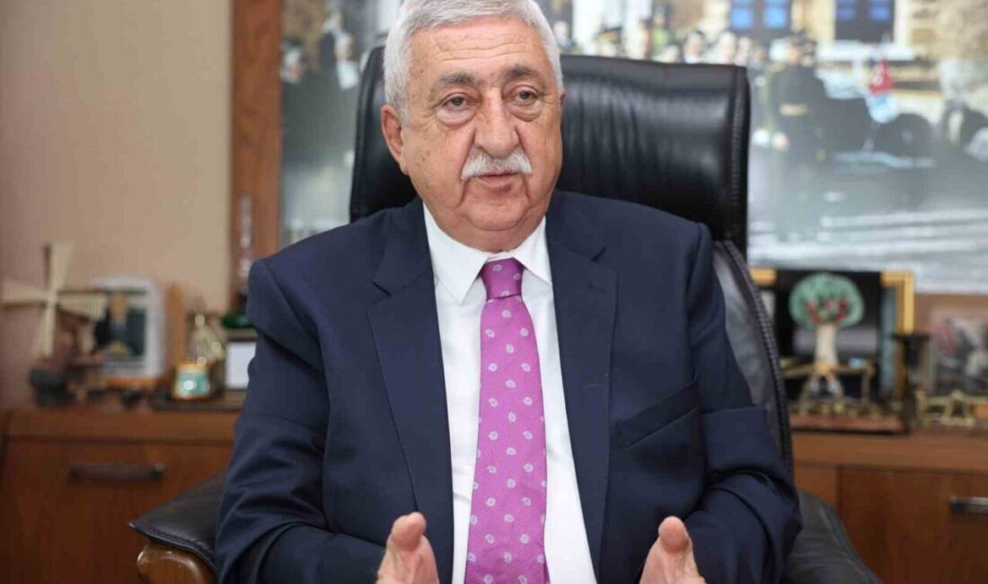 TESK Genel Başkanı Bendevi Palandöken, kredi kartı komisyonlarının vatandaşları ve