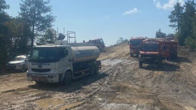 Pursaklar Belediyesi, Karabük'teki orman yangınlarına destek olmak için ekiplerini seferber