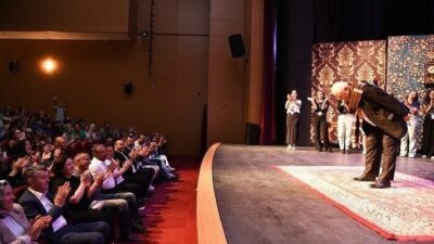 Pursaklar Belediyesi'nin düzenlediği 2. Tiyatro Günleri, "Buzlar Çözülmeden" oyunuyla sanatseverlerin
