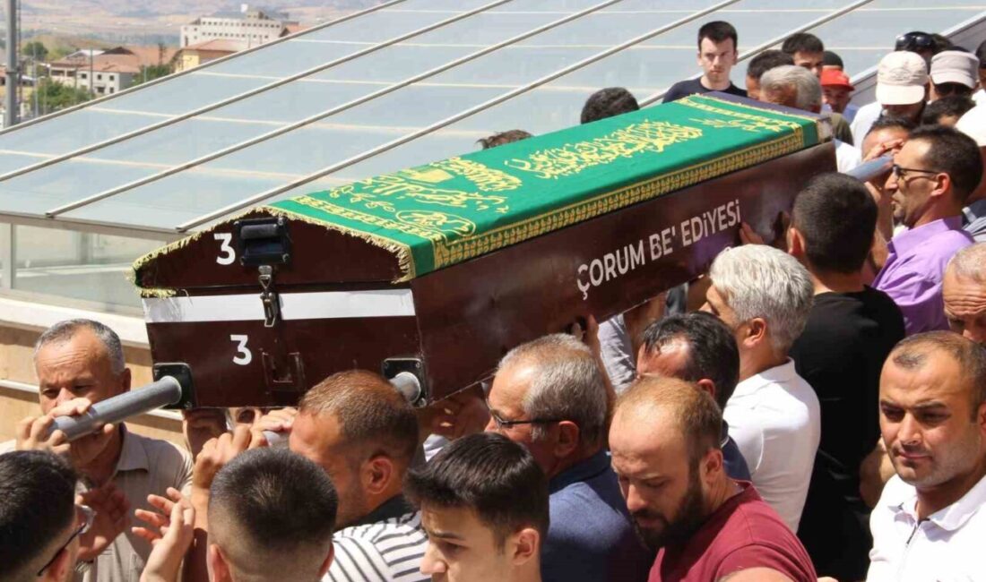 Samsun'da boğularak hayatını kaybeden 18 yaşındaki Haşim Arıcı, Çorum'da gözyaşları