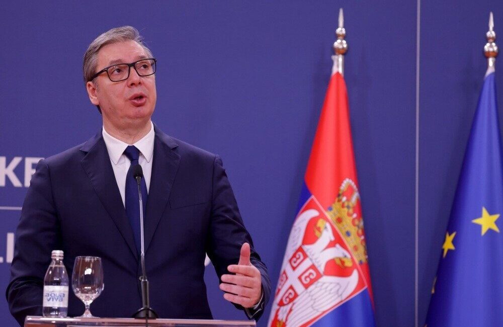 Sırbistan'da büyük çaplı bir darbe girişiminin yaşandığı belirtilirken Cumhurbaşkanı Vucic,
