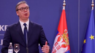 Sırbistan'da büyük çaplı bir darbe girişiminin yaşandığı belirtilirken Cumhurbaşkanı Vucic,
