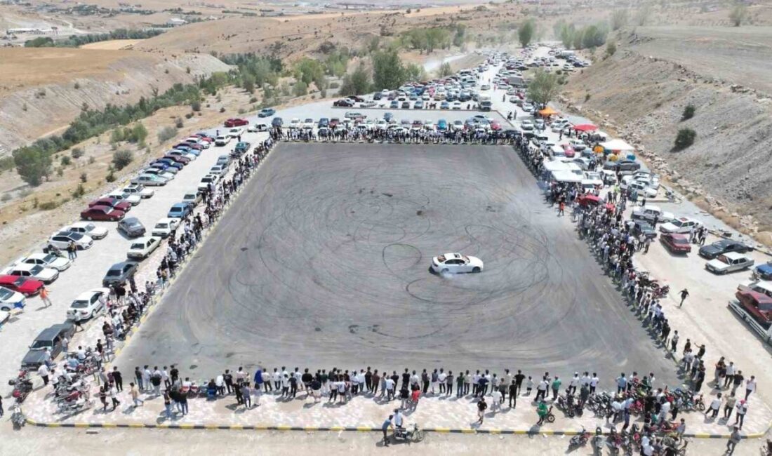 Sorgun Belediyesi'nin düzenlediği Modifiye Araç Fuarı, 468 aracın katılımıyla renkli