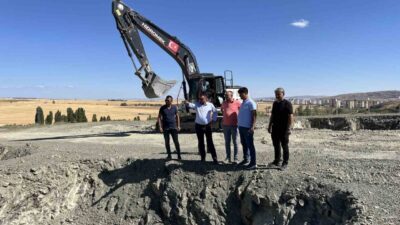 Sorgun Belediyesi'nin Yeni Mezarlık Alanı Projesi'nin ilk etabı dualarla başladı.