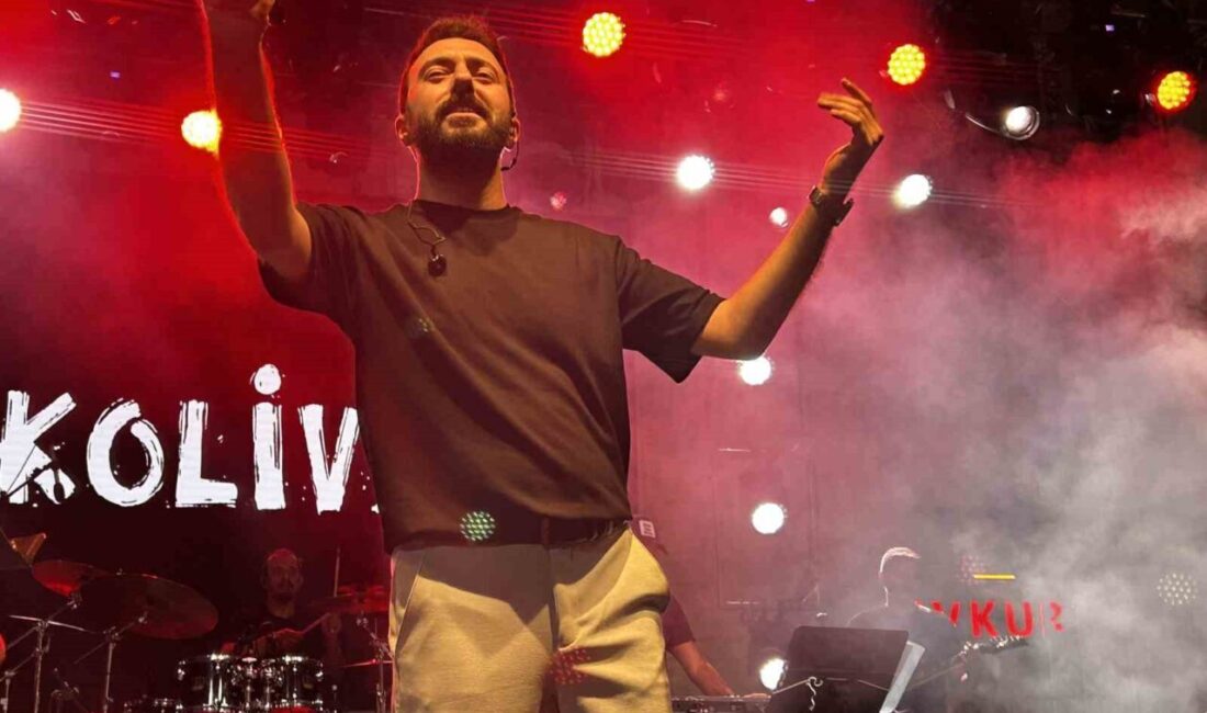 Yozgat Belediyesi'nin düzenlediği Sürmeli Şenlikleri'nde Koliva'nın konseri büyük ilgi gördü.