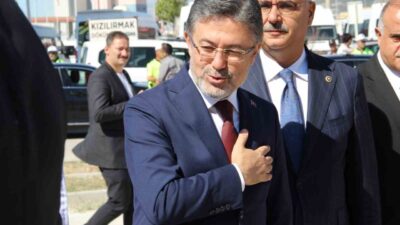 Çorum'da konuşan Tarım ve Orman Bakanı İbrahim Yumaklı, zirai don