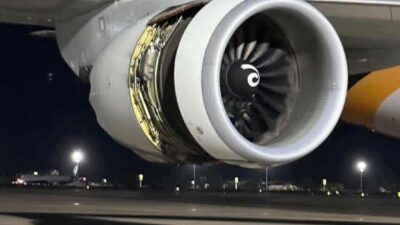 UPS Express'e ait Boeing 747 kargo uçağı, Tayvan'daki havalimanında şiddetli