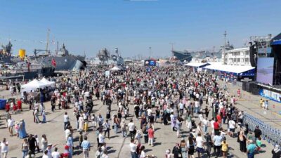 TEKNOFEST Mavi Vatan temasıyla deniz ve su altı teknolojilerini sergileyerek
