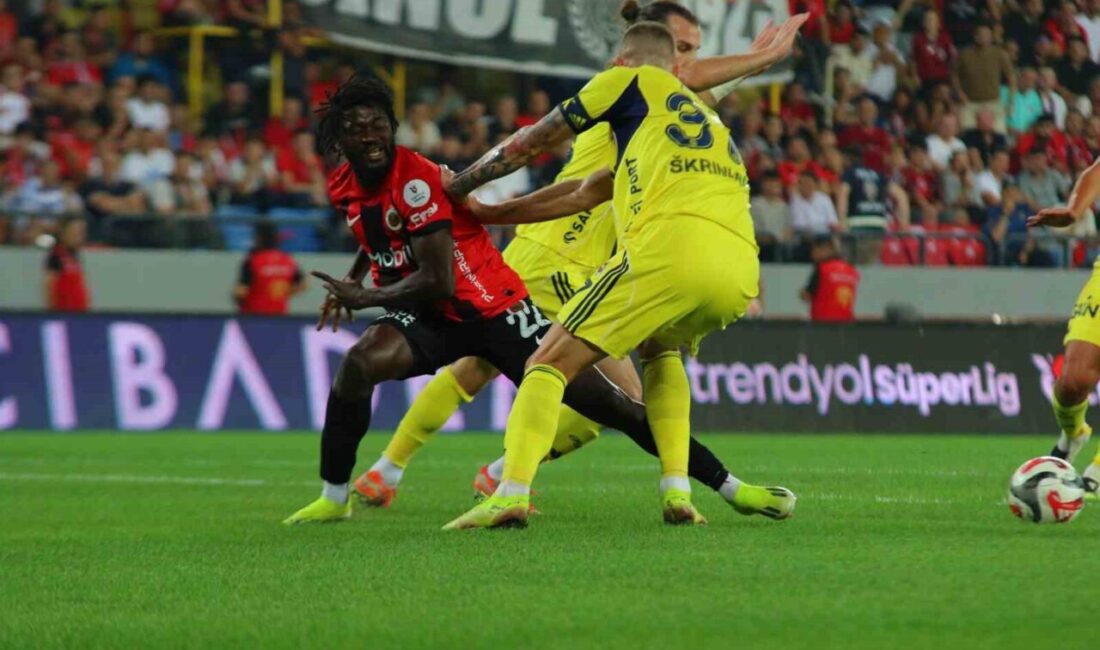 Fenerbahçe, Süper Lig'de Gençlerbirliği'ni deplasmanda 3-1 mağlup etti. Archie Brown