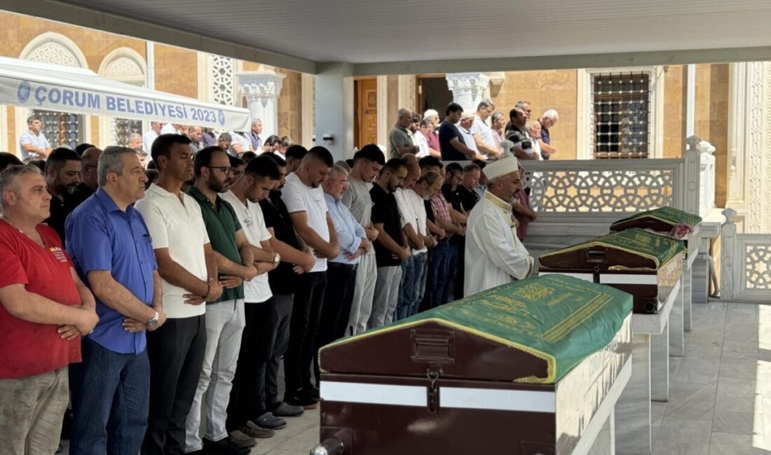 Çorum'da yağ tankına düşerek ölen Hacer Kepçe ve oğlu Recep