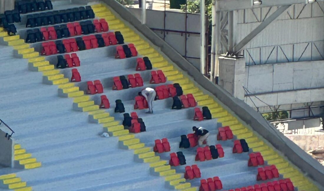 Yozgatspor’un yapımı süren yeni stadyumunda tribünlere koltuklar monte edilmeye başlandı.