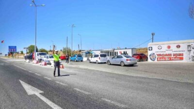 Yozgat Emniyet Müdürlüğü ekipleri, Muslubelen Uygulama Noktası'nda 4573 kişi ve