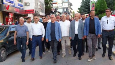 Yozgat Belediyesi'nin düzenlediği Sürmeli Şenlikleri, kortej yürüyüşü ve konserlerle başladı.