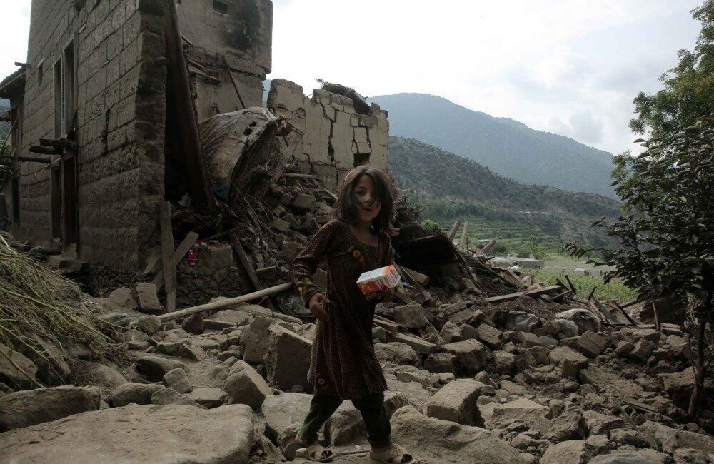 Afganistan'ın Kunar vilayetinde gerçekleşen 6.0 büyüklüğündeki depremde ölenlerin sayısı 2